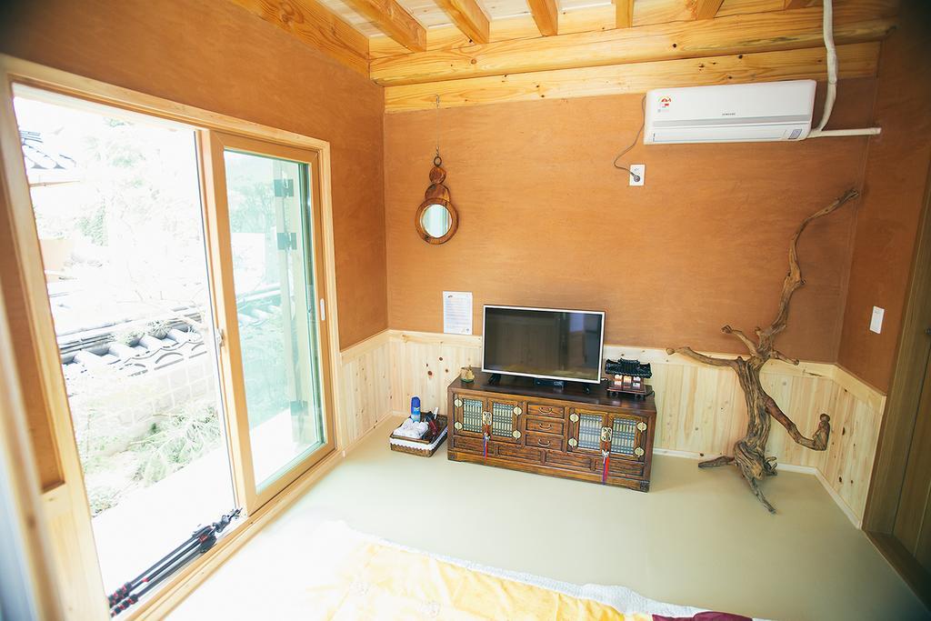 Laon Hanok Gguljam Jeonju Εξωτερικό φωτογραφία
